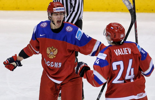 Россия вышла в финал молодежного чемпионата мира по хоккею!