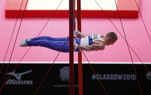 Российские гимнасты заняли четвёртое место в многоборье на ЧМ-2015