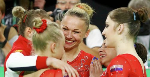 Российские гимнастки завоевали серебро в командном первенстве!